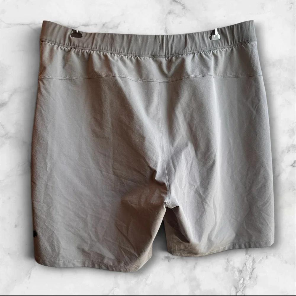 Public Rec Flex Shorts Mens 40 Gray Pull On Drawstring Lightweight Casual